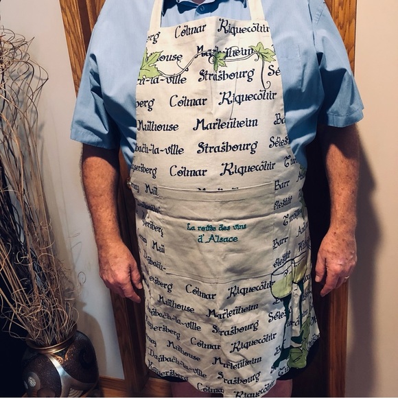 Collectors Apron “La Route des vins a’ Alsace” The Wine route of Alsace France - Picture 4 of 13